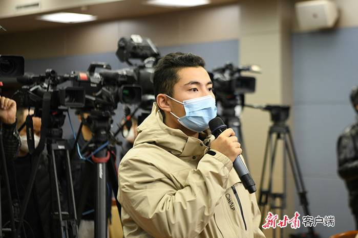 http://pic.gansudaily.com.cn/003/013/832/00301383213_30ed2025.jpg